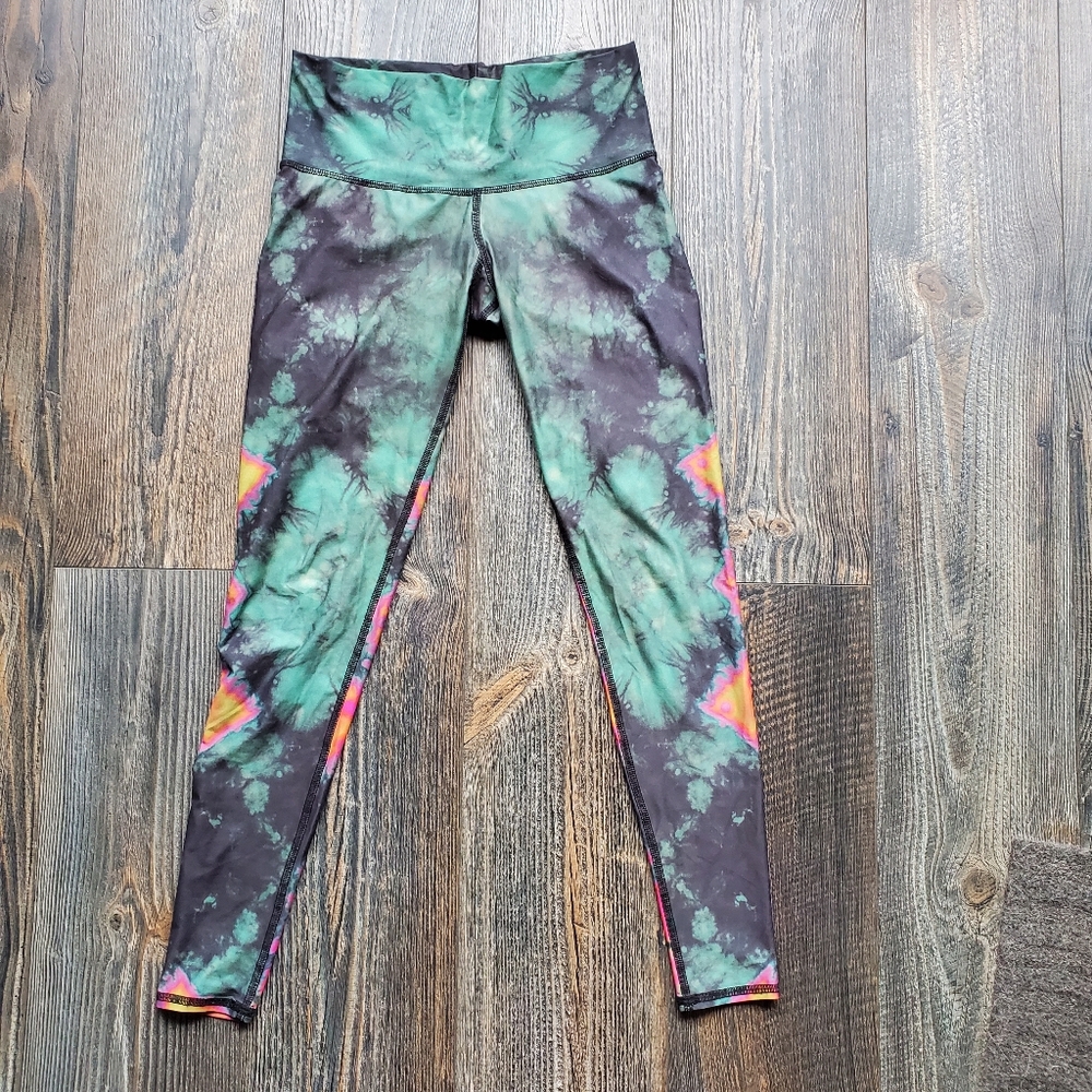 Teeki Eagle Feather Green Leggings